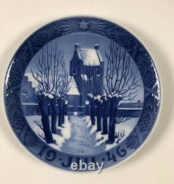 Royal Copenhagen -Christmas Plate -1946 Zealand Village Church- NEW