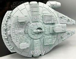 STAR WARS 2011 Millenium Falcon Han Solo SHIP MAKES SOUND NO COINS INSIDE- NEW