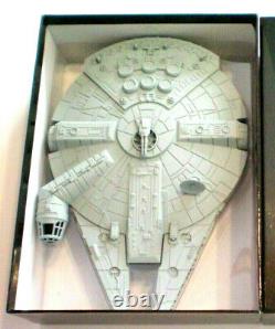 STAR WARS 2011 Millenium Falcon Han Solo SHIP MAKES SOUND NO COINS INSIDE- NEW