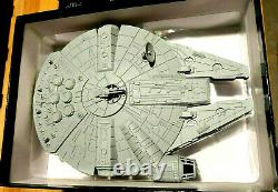 STAR WARS 2011 Millenium Falcon Han Solo SHIP MAKES SOUND NO COINS INSIDE- NEW