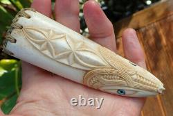 Stunning Signed Gareth Mcghie Hand Carved Stag Antler Engraved Inlaid Rei Puta