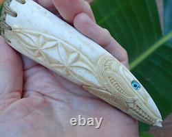 Stunning Signed Gareth Mcghie Hand Carved Stag Antler Engraved Inlaid Rei Puta