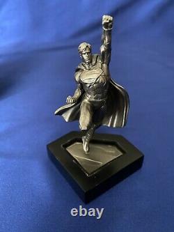 Superman DC Comics 150 gram Silver Figurine New Zealand Mint /1000 RARE 80 Years