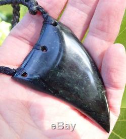 Te Kaha New Zealand Black Tangiwai Greenstone Pounamu Rei Niho Shark Tooth