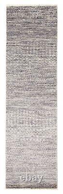 Traditional Hand Knotted Area Rug 2'8 x 9'8 Oriental Wool Carpet
