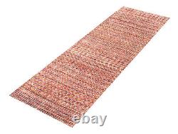 Traditional Hand-knotted Carpet 2'6 x 8'0 Wool/Silk Area Rug