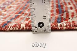 Traditional Hand-knotted Carpet 2'6 x 8'0 Wool/Silk Area Rug