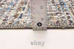 Traditional Hand-knotted Carpet 2'6 x 9'11 Wool/Silk Area Rug