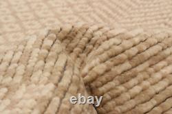 Traditional Hand-knotted Carpet 7'10 x 10'4 Wool Area Rug