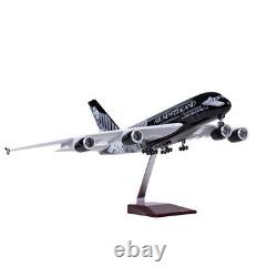 UNIQUE! New Zealand Airlines Airbus A380 LED Diecast Plane Model 1160 Scale