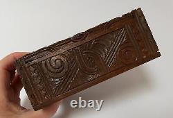 Vintage Maori Tiki Hand Carved Wooden Feather Trinket Box New Zealand Tribal