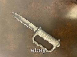 Vintage WWII New Zealand Military Trench Fighting Knife