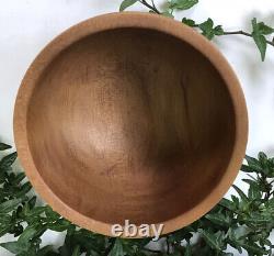 Vtg New Zealand Rare Kauri Wood Handcrafted Turned Bowl 5 1/2 D Art Signed WOW