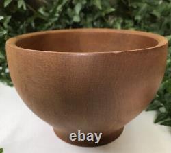 Vtg New Zealand Rare Kauri Wood Handcrafted Turned Bowl 5 1/2 D Art Signed WOW