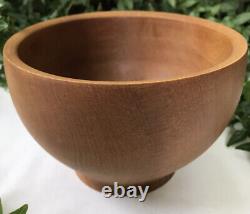 Vtg New Zealand Rare Kauri Wood Handcrafted Turned Bowl 5 1/2 D Art Signed WOW