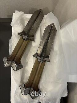 Weta New Zealand Nori The Dwarf Fleshing Knives Hobbit An Unexpected Journey