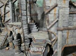 Weta Workshop LotR COLONNADE DOL GULDUR 130 Scale (Free US Shipping)