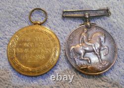 #d482. Wwi & Wwii New Zealand War Medals Plus Extras